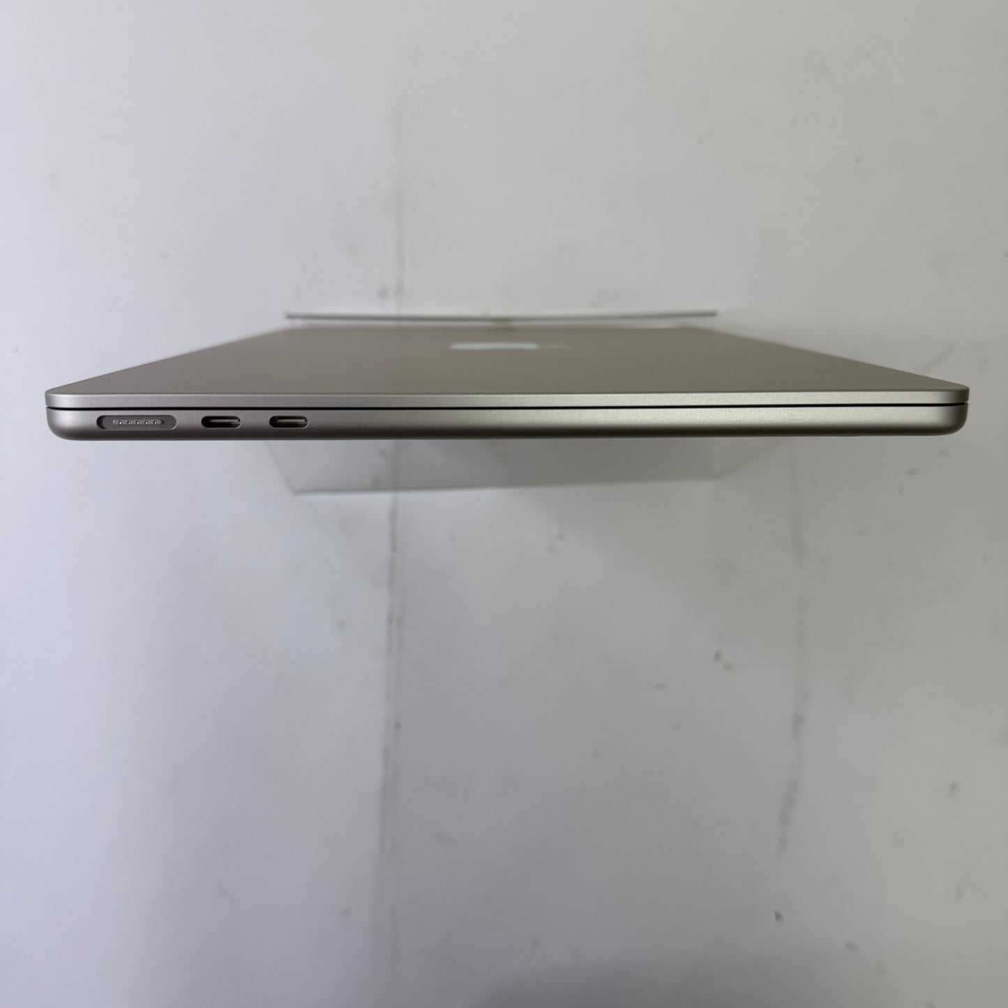 2025 Apple MacBook Air 13.6" M4 8C GPU 4.5GHz 16GB RAM 256GB SSD A3240