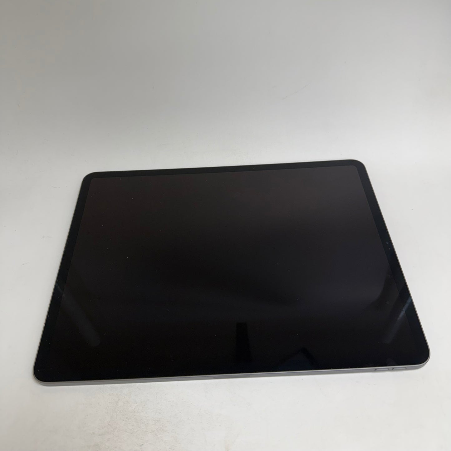 WiFi Only Apple iPad Pro 12.9" 4th Gen 512GB Space Gray MXAV2LL/A