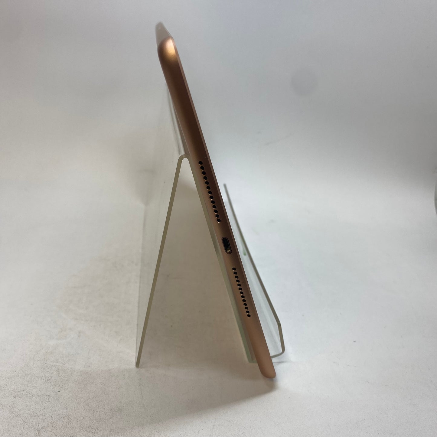 WiFi Only Apple iPad 7th Gen 32GB Gold MW762LL/A