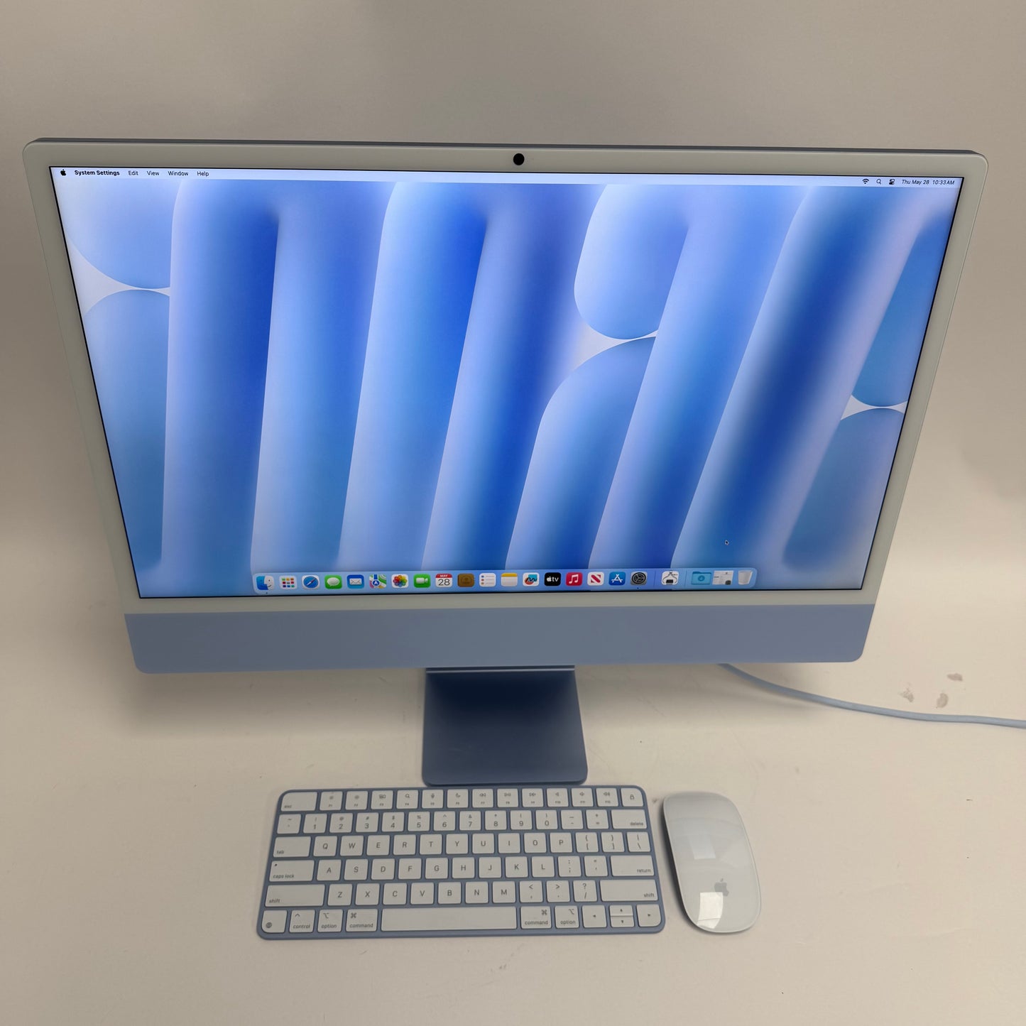 2024 Apple iMac 24" M4 8 Core 4.5GHz 16GB RAM 256GB SSD Blue MWUF3LL/A