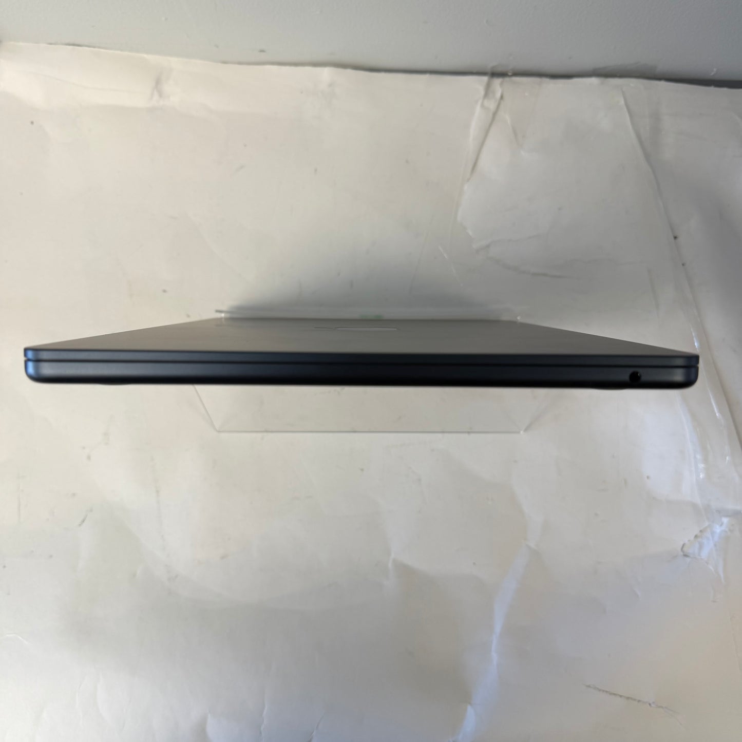 2022 Apple MacBook Air 13.6" M2 8C GPU 3.5GHz 8GB RAM 256GB SSD A2681