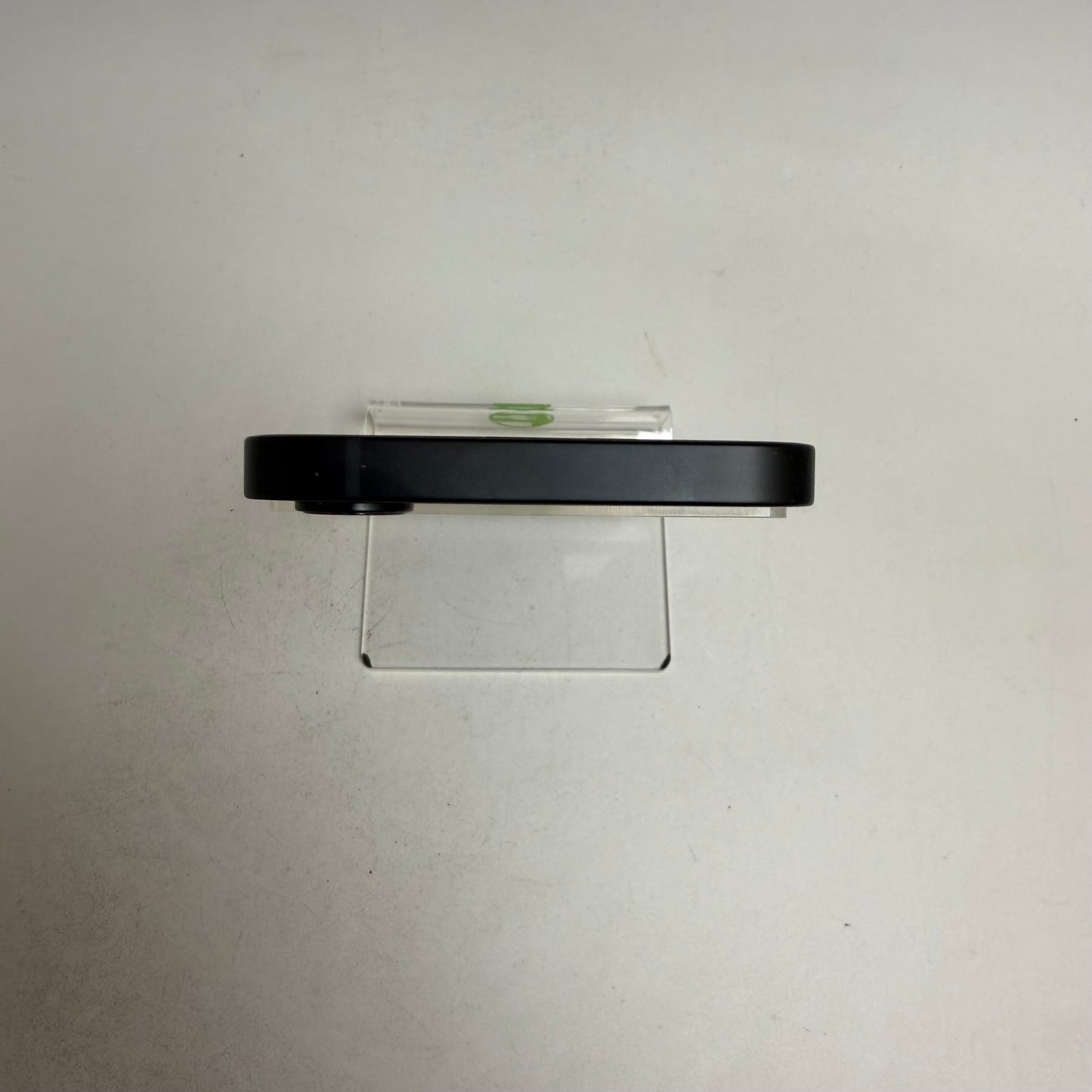 Factory Unlocked Apple iPhone 16e 128GB Black MD0D4LL/A