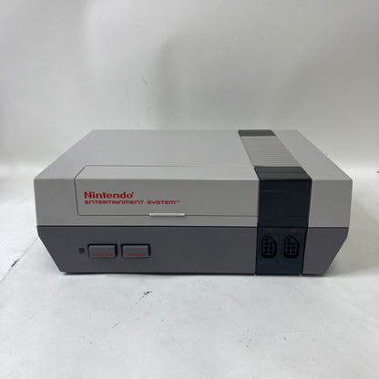 Nintendo Entertainment System NES Video Game Console NES-001 Gray