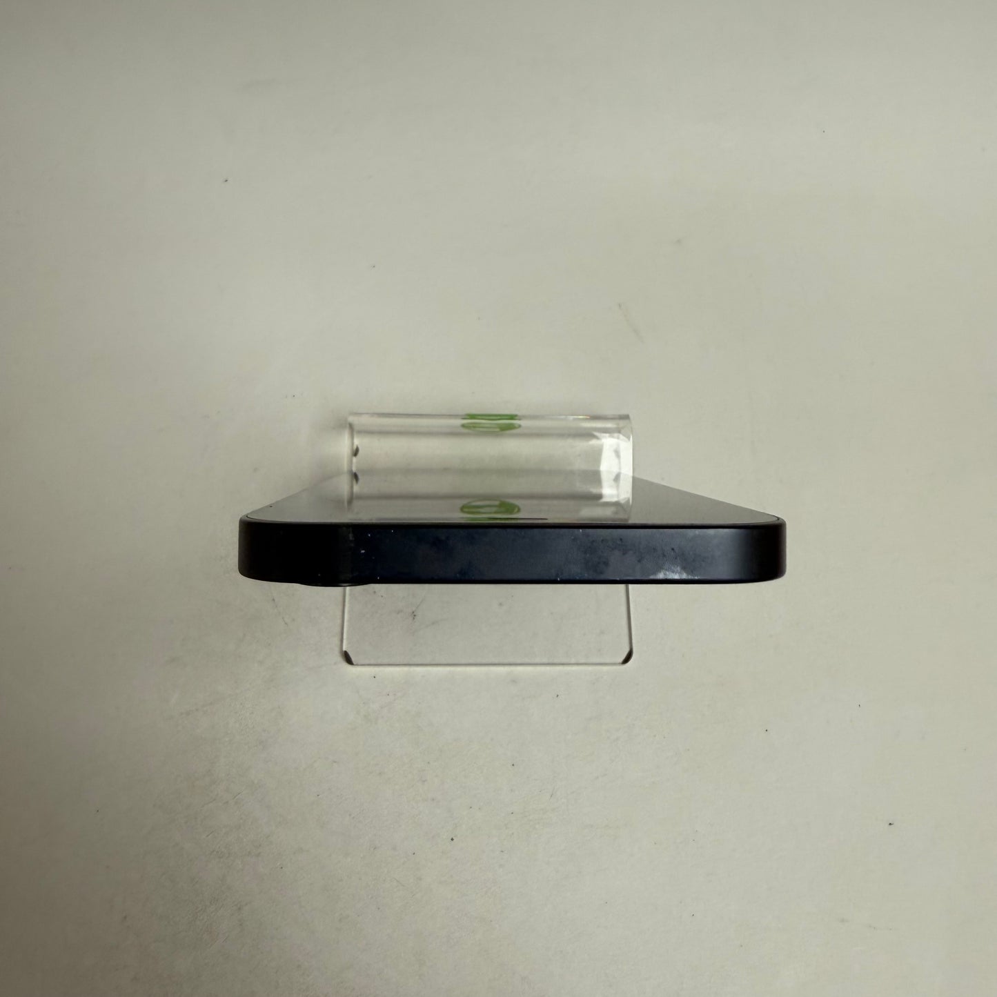 Broken Unlocked Apple iPhone 12 256GB 18.7.1 MGFF3LL/A Bad Batt