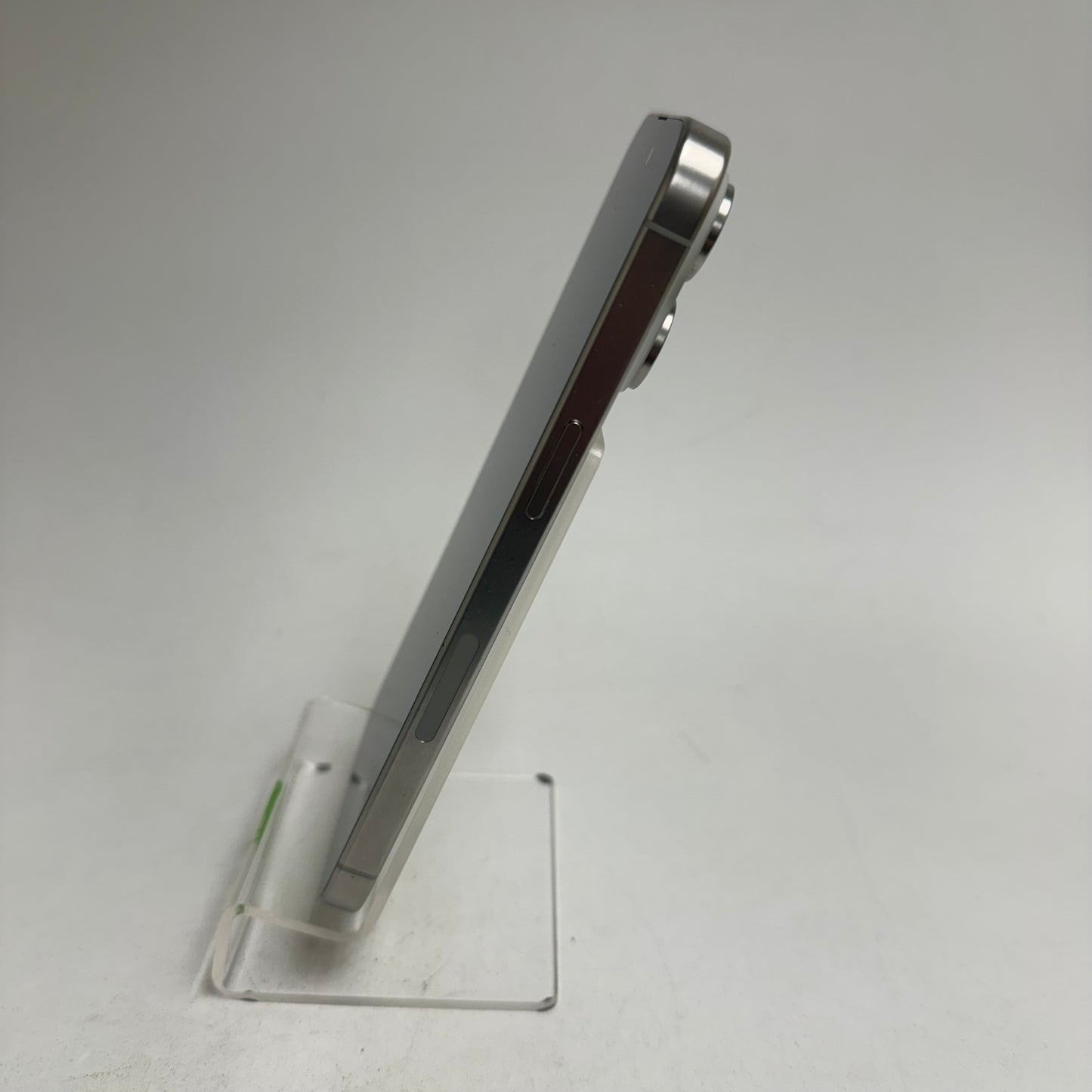 Factory Unlocked Apple iPhone 15 Pro Max 256GB White Titanium MU673LL/A