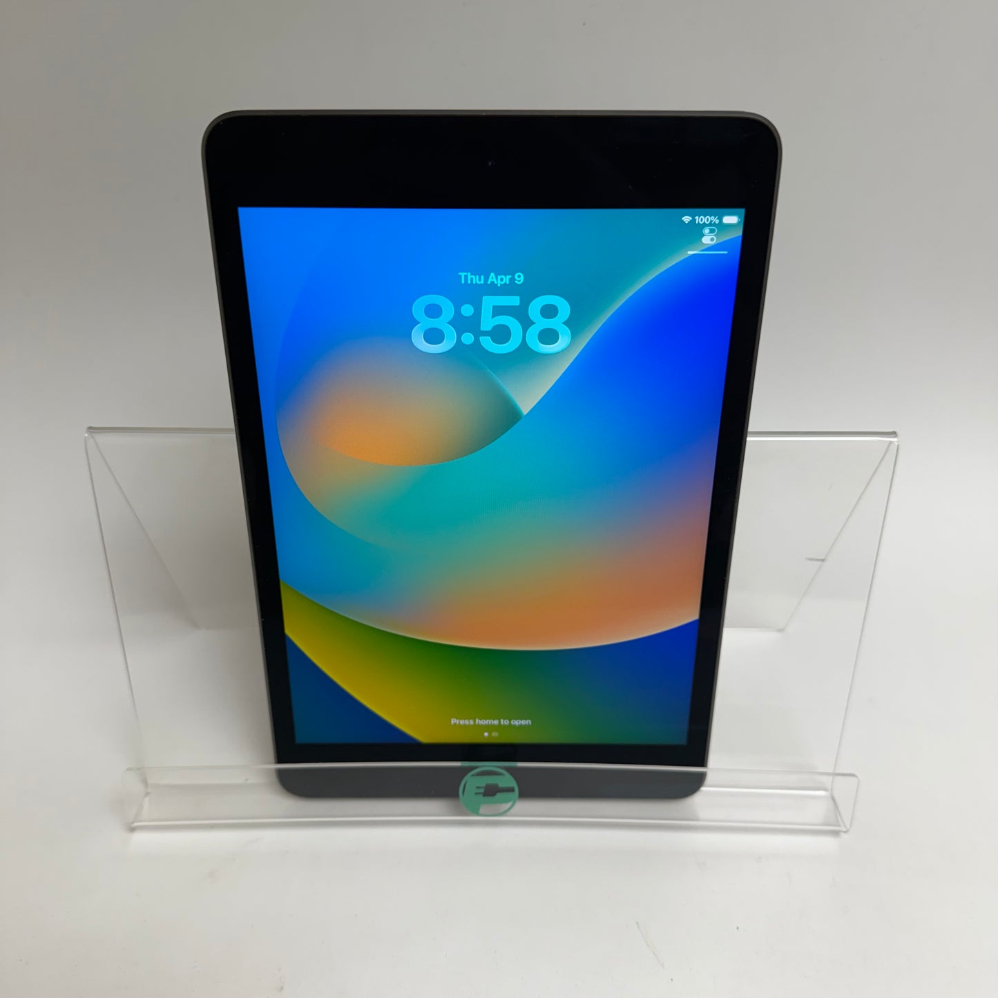 WiFi Only Apple iPad Mini 5th Gen 64GB Space Gray MUQW2LL/A