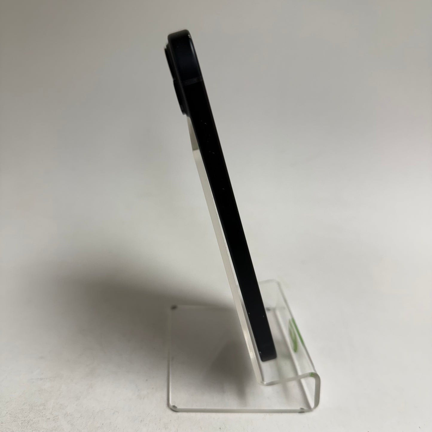 Factory Unlocked Apple iPhone 15 128GB Black MTLV3LL/A