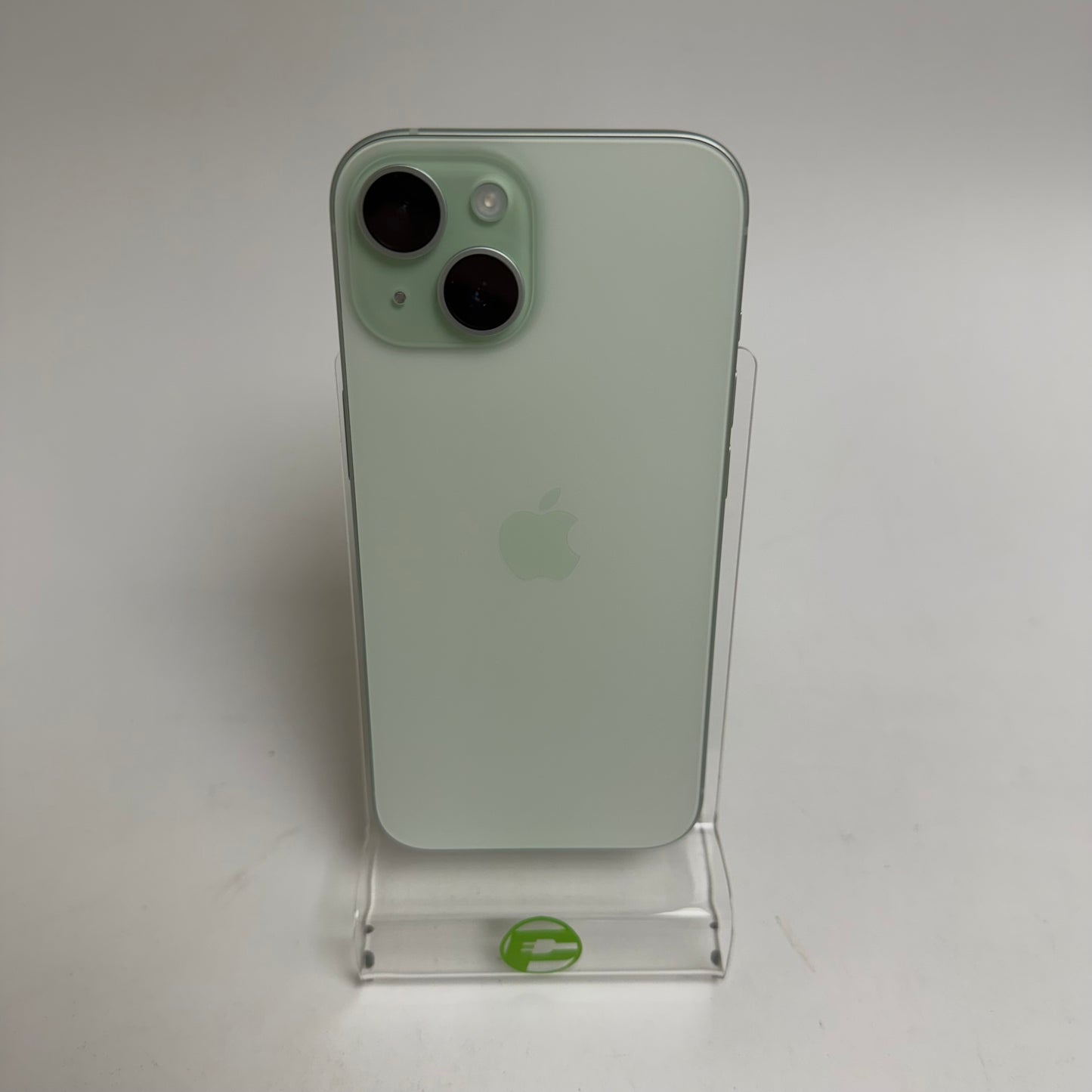 Factory Unlocked Apple iPhone 15 128GB Green MTM23LL/A