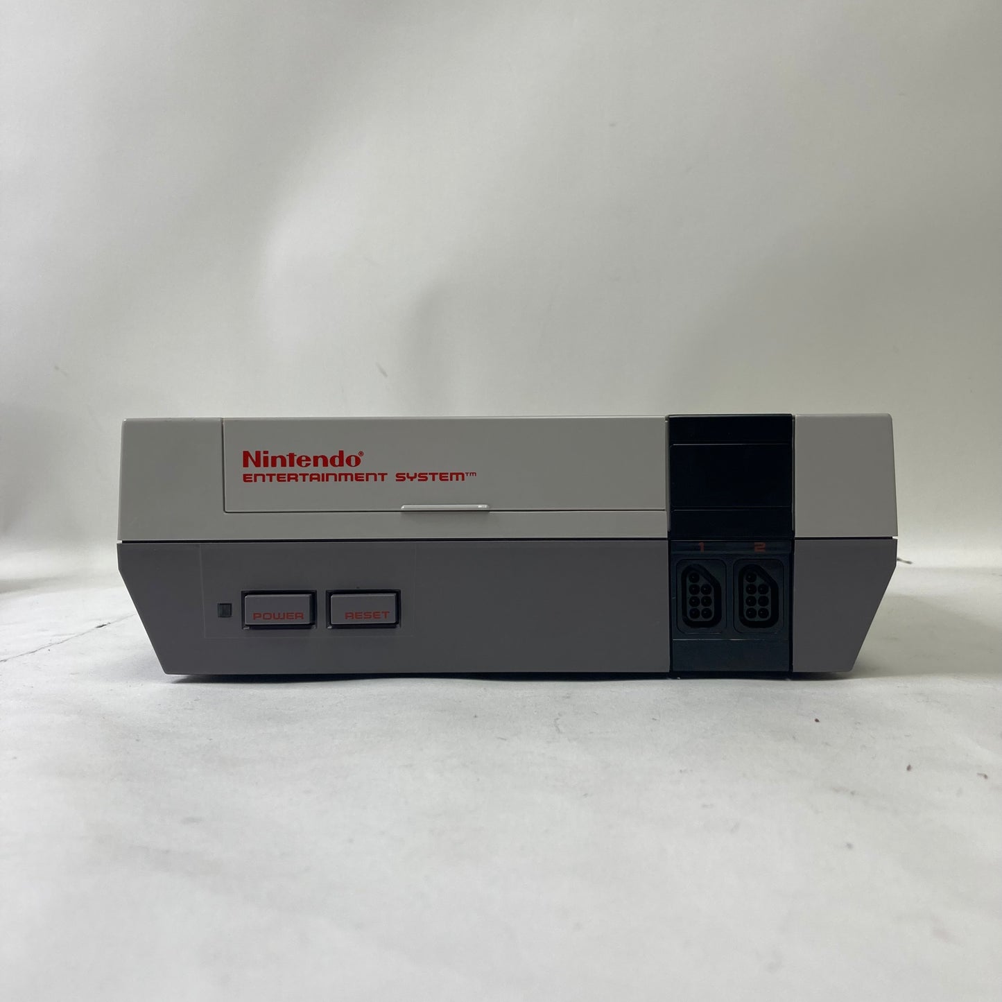 Nintendo Entertainment System NES Video Game Console NES-001 Gray