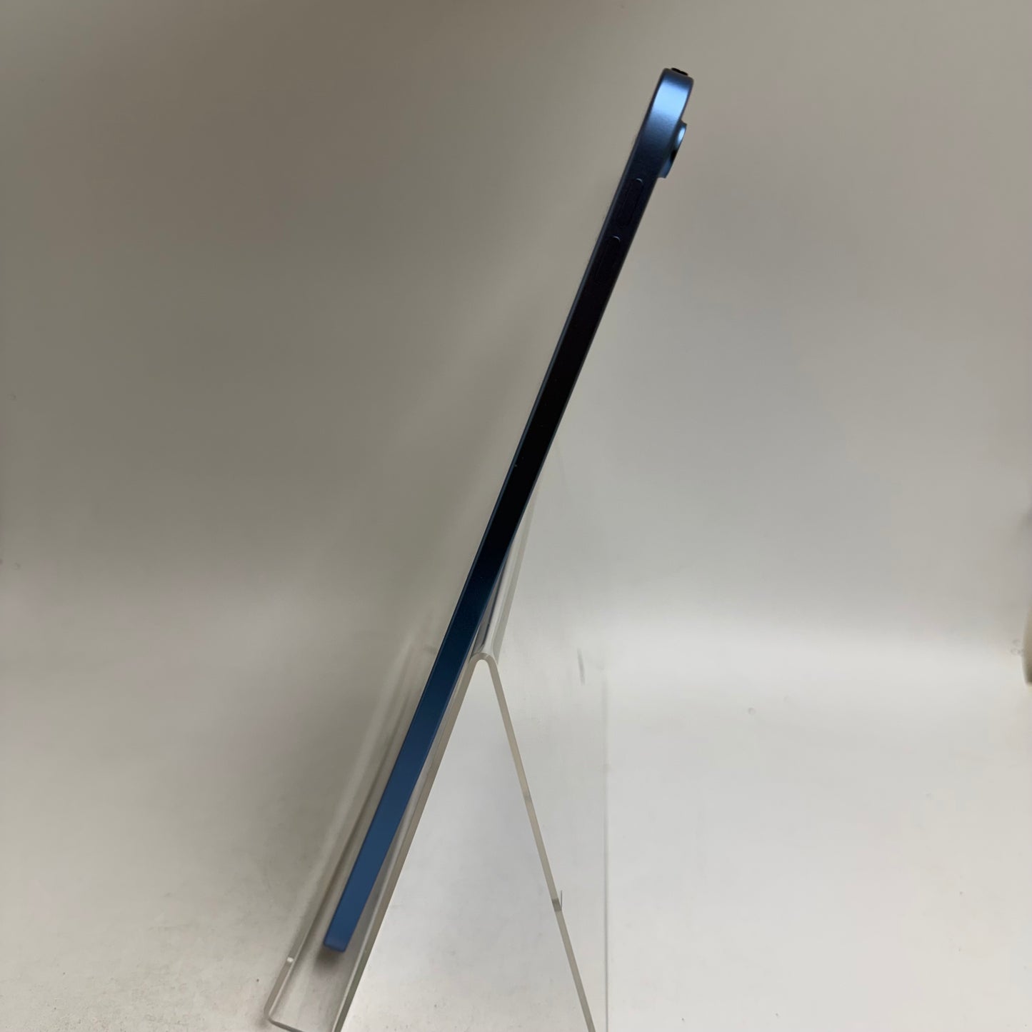 WiFi Only Apple iPad 11" (A16) 128GB Blue MD4A4LL/A